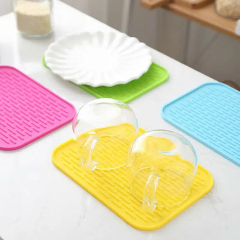 New Arrival Random Color Silicone Anti-Hot Insulation Mat Non-Slip Coaster Tableware Drain Pad Pot Dishes Table Decoration Mats
New Arrival Random Color Silicone Anti-Hot Insulation Mat Non-Slip Coaster Tableware Drain Pad Pot Dishes Table Decoration Mats