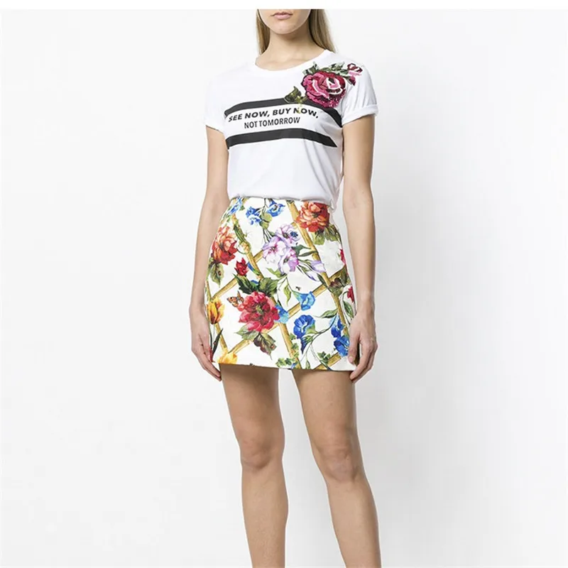2019 Summer Elegant Floral Print Women Mini Skirt Runway High Waist A Line Skirt Female Party Skirt Brand Clothes
2019 Summer Elegant Floral Print Women Mini Skirt Runway High Waist A Line Skirt Female Party Skirt Brand Clothes