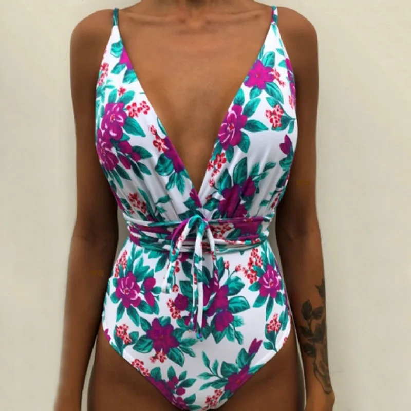 Floral print bandage one piece swimsuit Deep v halter swimwear female Sexy bathers brazilian bikini women monokini 2019
Floral print bandage one piece swimsuit Deep v halter swimwear female Sexy bathers brazilian bikini women monokini 2019