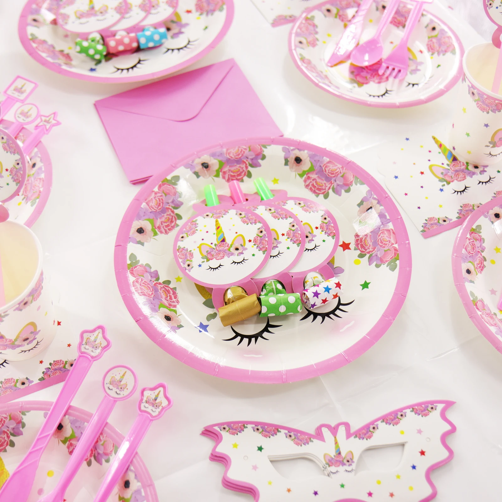 Cartoon Unicorn Party Decoration Gold Pink Unicorn Party Tableware Sets Kids Birthday Party Supplies Cute Napkin Gift Bag Decor
Cartoon Unicorn Party Decoration Gold Pink Unicorn Party Tableware Sets Kids Birthday Party Supplies Cute Napkin Gift Bag Decor