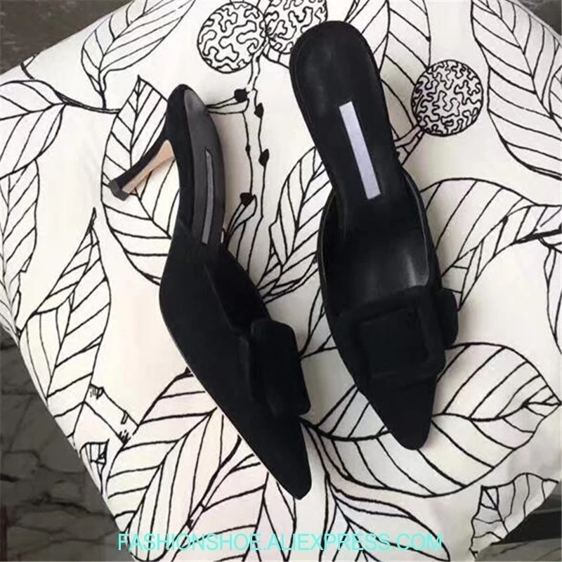Suede Kitten Heel Women Pumps Slippers Pointy Toe Buckle Decor Women Slides Slip On Ladies Stiletto Outside Summer Shoes Woman
Suede Kitten Heel Women Pumps Slippers Pointy Toe Buckle Decor Women Slides Slip On Ladies Stiletto Outside Summer Shoes Woman