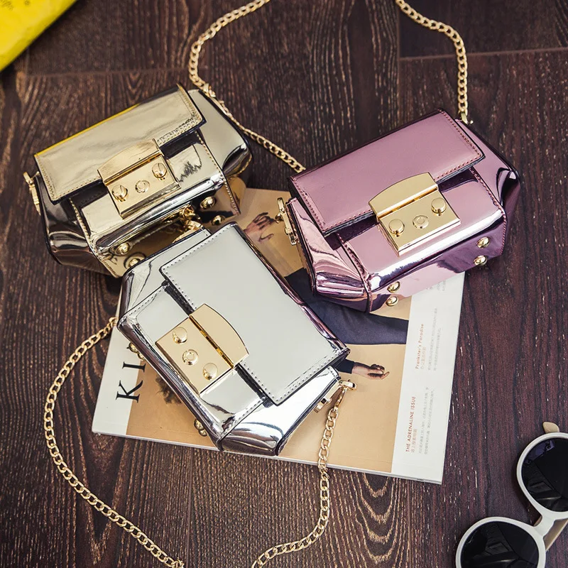 WOMEN'S BAG 2018 SPRING NEW LACQUER LEATHER PERSONALITY LOCK FEMALE BAG HAN EDITION MINI CHAIN SHOULDER BAG WALLET PURSE
WOMEN'S BAG 2018 SPRING NEW LACQUER LEATHER PERSONALITY LOCK FEMALE BAG HAN EDITION MINI CHAIN SHOULDER BAG WALLET PURSE