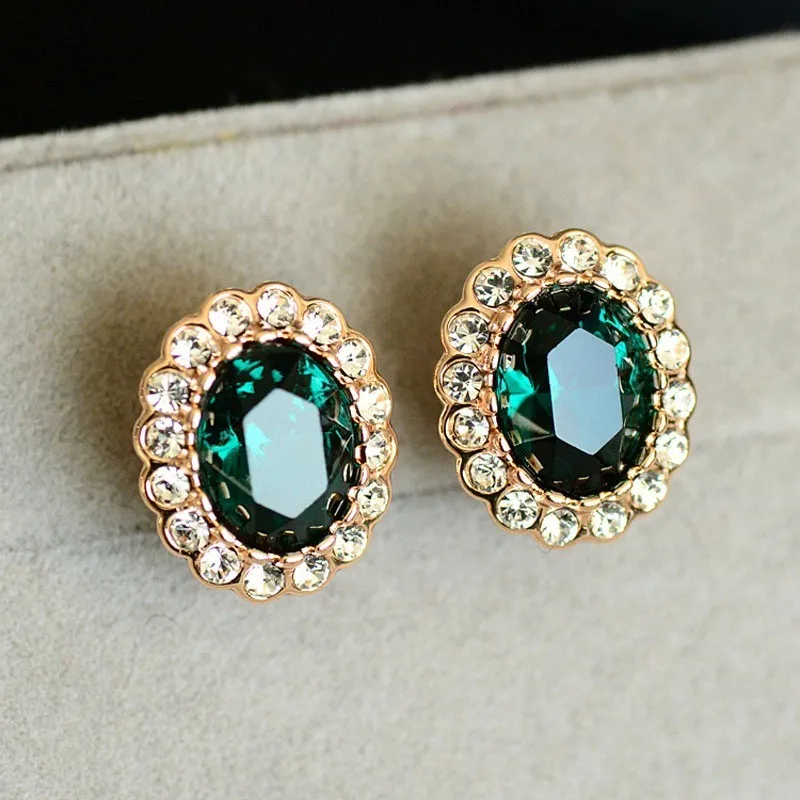 Classic Clip On Earrings Ear Nails Green Crystal Ear Hole-free Earrings High-end Mother's Gift Non-pierced Earrings
Classic Clip On Earrings Ear Nails Green Crystal Ear Hole-free Earrings High-end Mother's Gift Non-pierced Earrings