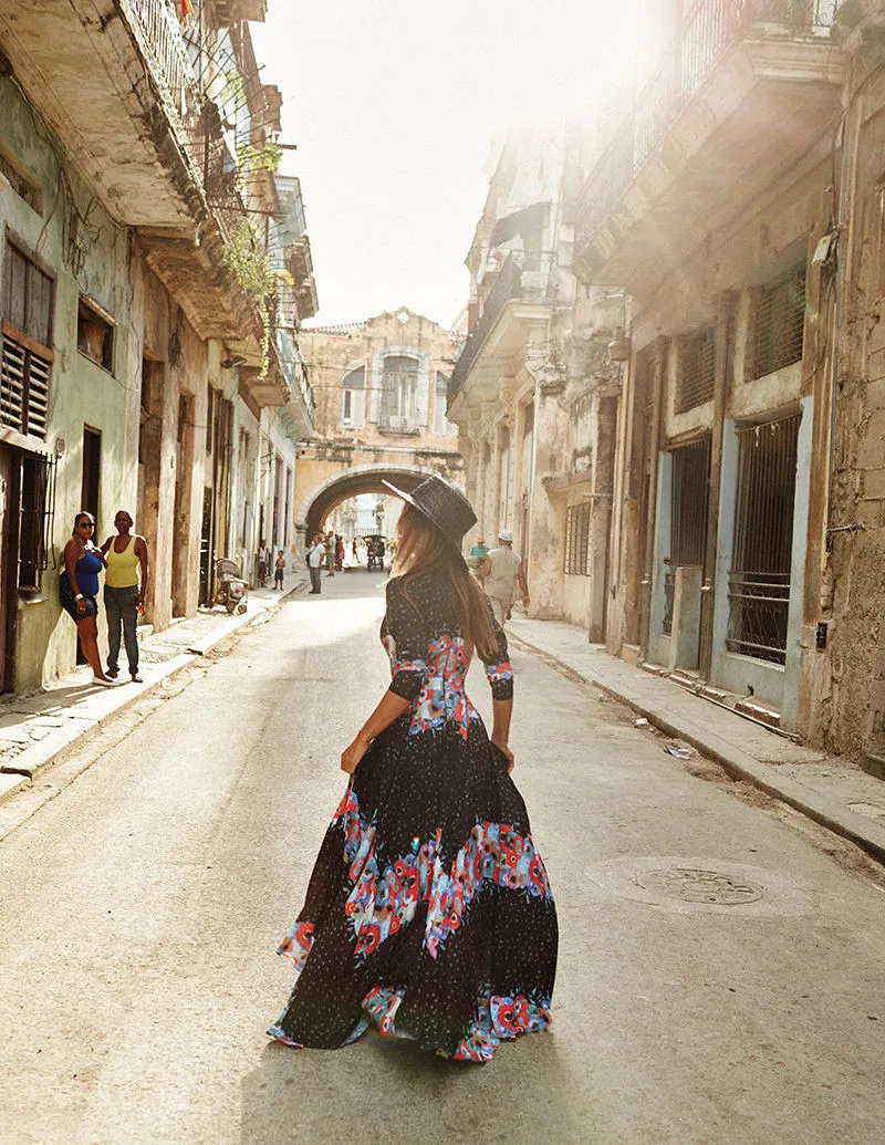 women dress summer Fashion long maxi dresses floral print cotton sexy robe backless boho hippie chic vestidos clothing
women dress summer Fashion long maxi dresses floral print cotton sexy robe backless boho hippie chic vestidos clothing
