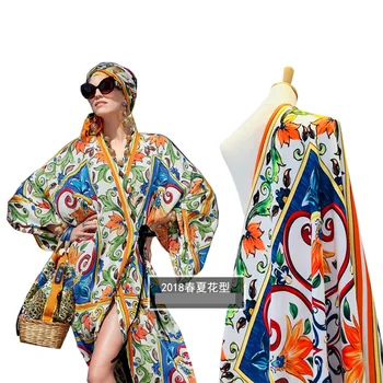 100% polyester big square flower pattern digital printing fashion fabric new pattern shirt dress trend women's clothing
100% polyester big square flower pattern digital printing fashion fabric new pattern shirt dress trend women's clothing