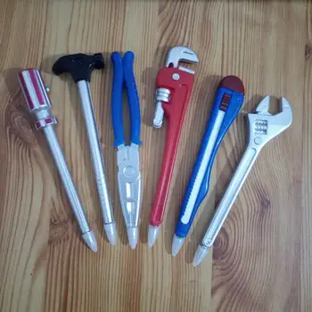 400 pcs Personality Hardware Tools Korean Stationery Creative Ballpoint Pens Quality Pen Caneta Office School Supplies 
400 pcs Personality Hardware Tools Korean Stationery Creative Ballpoint Pens Quality Pen Caneta Office School Supplies