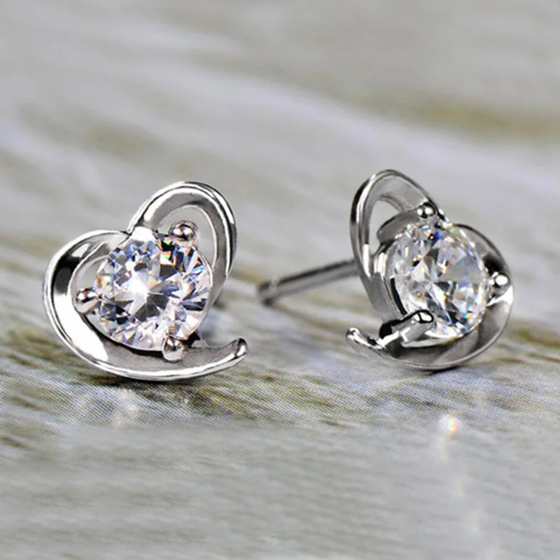 New arrival stud earrings for women heart shape inlaid AAA Austria Violet crystal white gold color white stone wedding jewelry
New arrival stud earrings for women heart shape inlaid AAA Austria Violet crystal white gold color white stone wedding jewelry