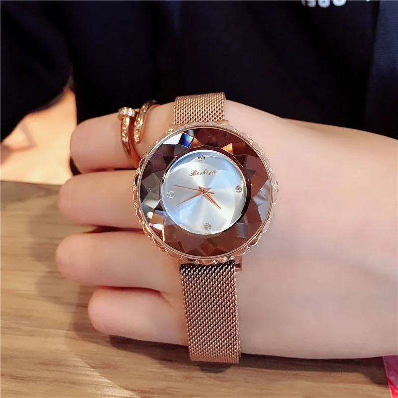 Top Brand Watch Ladies Rose Gold Grid Magnet Buckle Star Quartz Watch Geometric Surface Casual Waterproof Quartz Watch
Top Brand Watch Ladies Rose Gold Grid Magnet Buckle Star Quartz Watch Geometric Surface Casual Waterproof Quartz Watch