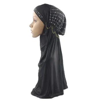 Muslim Women Hijab Islamic Scarf Woman One Piece Amira Cap Full Cover Headwear with Beads Pendant
Muslim Women Hijab Islamic Scarf Woman One Piece Amira Cap Full Cover Headwear with Beads Pendant