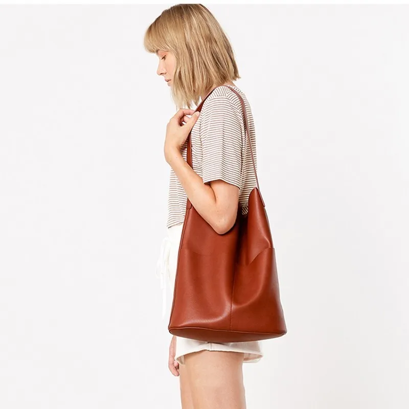 2019 New Spring Woman One Shoulder Bag Big Capacity Faux Leater PU Female Fashion Black Open Pocket Women Casual Tote OC011
2019 New Spring Woman One Shoulder Bag Big Capacity Faux Leater PU Female Fashion Black Open Pocket Women Casual Tote OC011