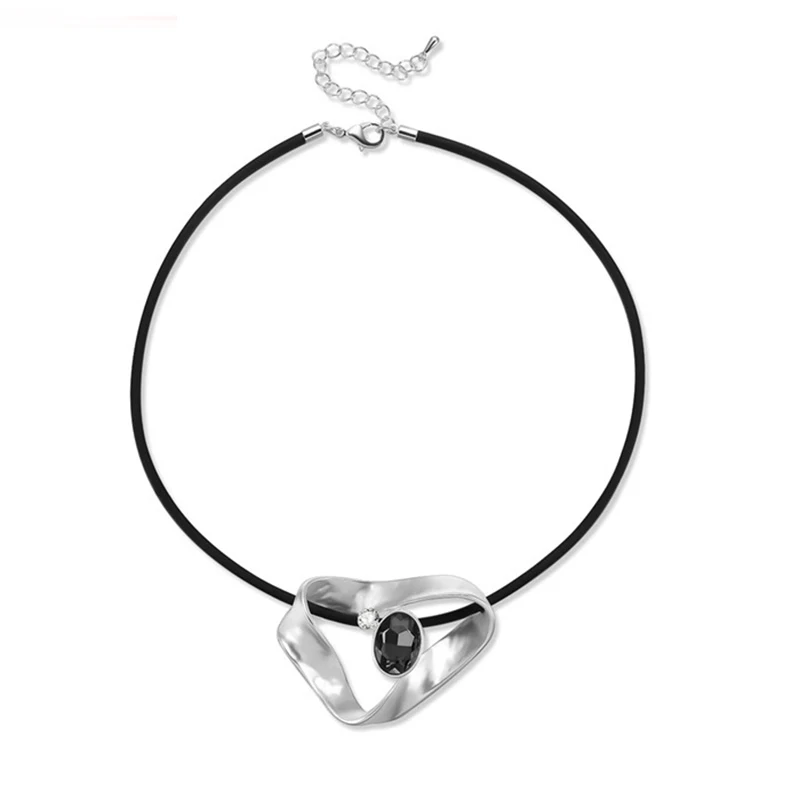 Irregular Circle Crystal Necklaces Pendants Silver Color Alloy Choker Necklace Women Jewelry Kolye Mrs win
Irregular Circle Crystal Necklaces Pendants Silver Color Alloy Choker Necklace Women Jewelry Kolye Mrs win