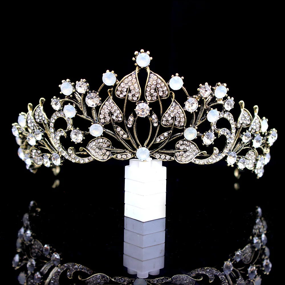 2018 New Retro Baroque Bride Crown Queen Banquet Crown hairband Selling Headdress
2018 New Retro Baroque Bride Crown Queen Banquet Crown hairband Selling Headdress