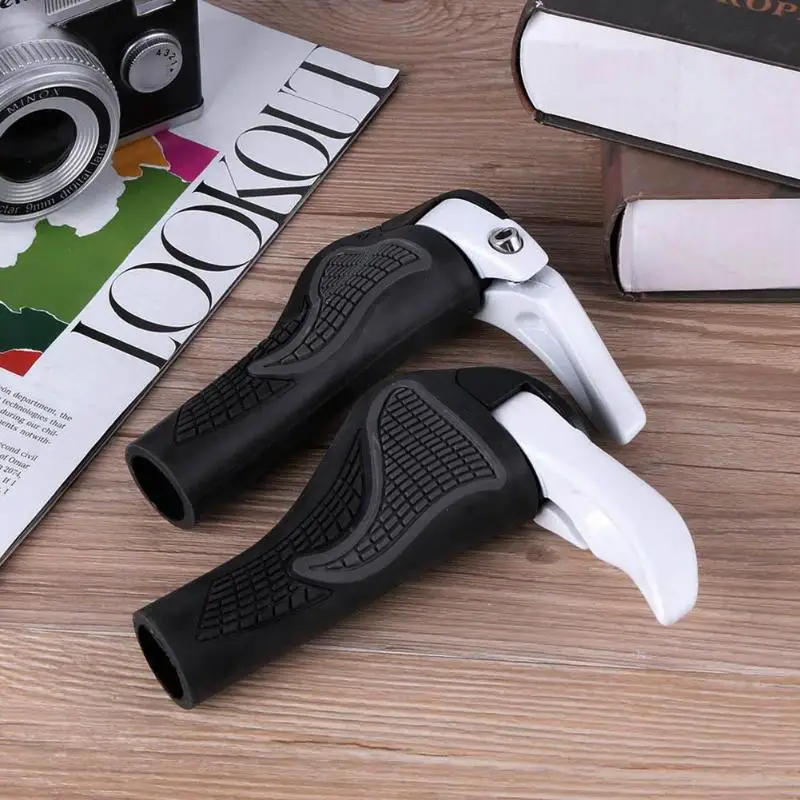 1Pair Ergonomic Aluminium Alloy MTB Road Cycling Grips Anti-Skid Rubber Bicycle Grips Bike Bike Accessories Parts Cycling Grip
1Pair Ergonomic Aluminium Alloy MTB Road Cycling Grips Anti-Skid Rubber Bicycle Grips Bike Bike Accessories Parts Cycling Grip