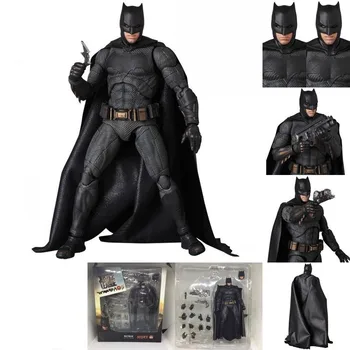 DC Justice League The Avengers Batman Action Figure Dolls MAF 056 Batman Toys For Boys Children Gift 16CM With Retail Box 
DC Justice League The Avengers Batman Action Figure Dolls MAF 056 Batman Toys For Boys Children Gift 16CM With Retail Box