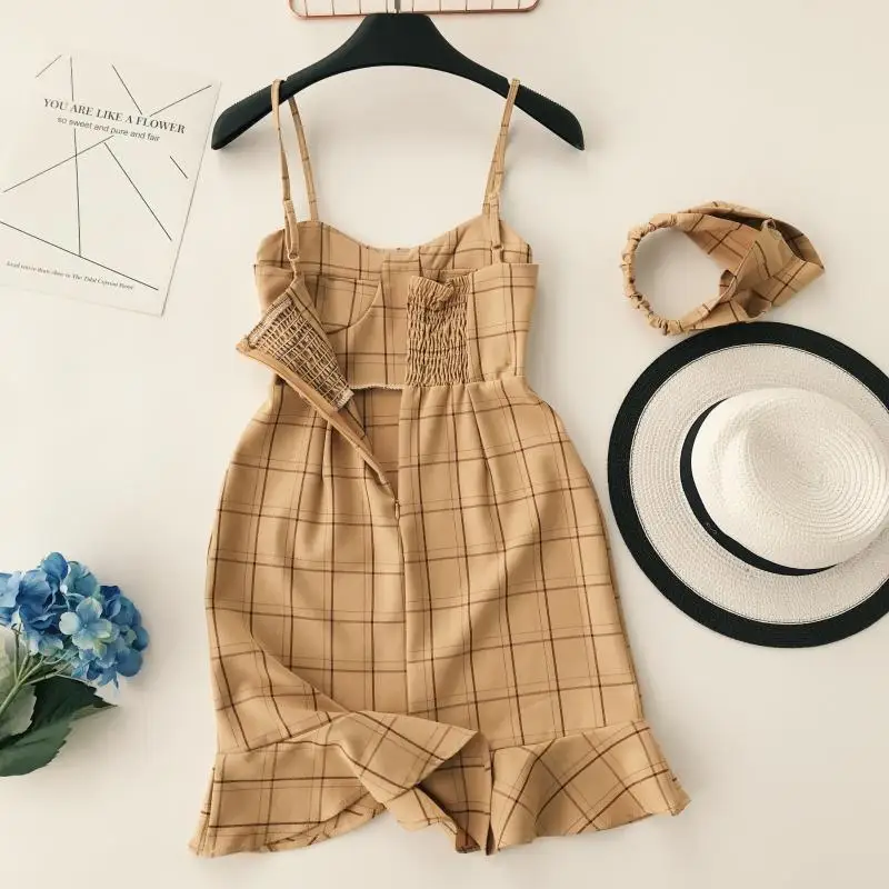 Fashion Cute Strap Plaid Mini Dress Causal Women O-Neck High Waist Ruffle Hem Short Dress Slim Sleeveless Bodycon Party Dress
Fashion Cute Strap Plaid Mini Dress Causal Women O-Neck High Waist Ruffle Hem Short Dress Slim Sleeveless Bodycon Party Dress
