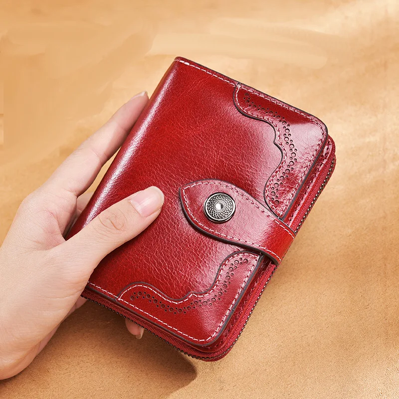 Leather Ladies Short Wallet Two Fold Multi-Card Position Hand Zipper Retro Oil Wax Card Package
Leather Ladies Short Wallet Two Fold Multi-Card Position Hand Zipper Retro Oil Wax Card Package