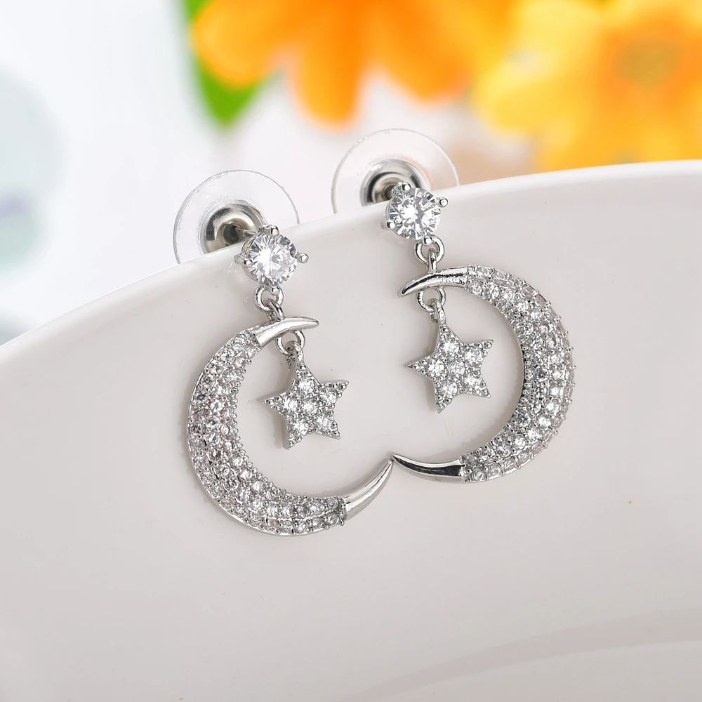 Korean New Silver Color Moon Star Drop Earrings Women Classic CZ Cubic Zircon Moon Earrings For Female Wedding Jewelry
Korean New Silver Color Moon Star Drop Earrings Women Classic CZ Cubic Zircon Moon Earrings For Female Wedding Jewelry