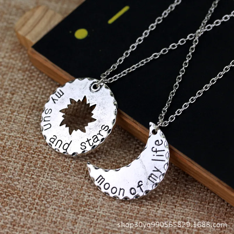 Film television Game Thrones metal necklace moon sun stars pendant accessories personalized fashion popular gift souvenir Collar
Film television Game Thrones metal necklace moon sun stars pendant accessories personalized fashion popular gift souvenir Collar
