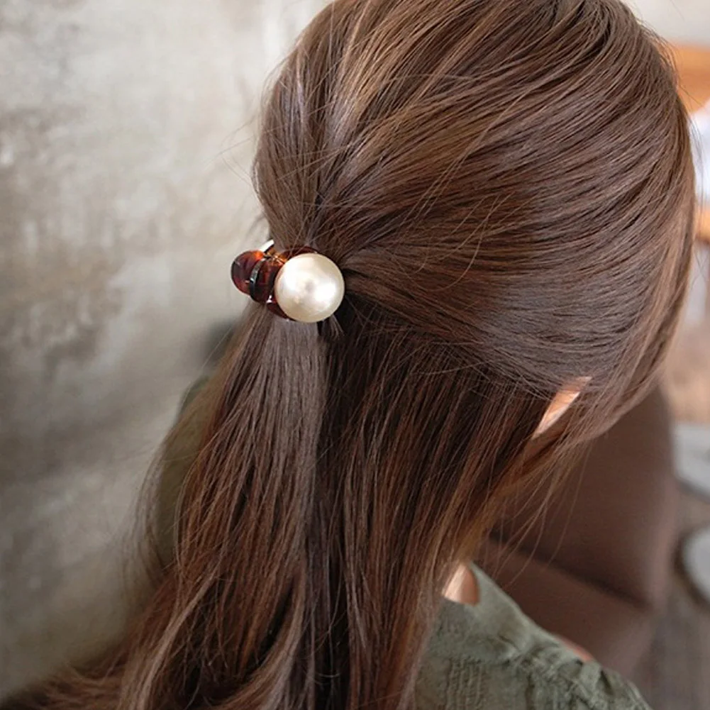 Sweet Women's Big Round Pearl Haipins Hair Claw Barrette Hair Crab Ponytail Clips Hairstyle Tool Hair Accessories For Girls Gift
Sweet Women's Big Round Pearl Haipins Hair Claw Barrette Hair Crab Ponytail Clips Hairstyle Tool Hair Accessories For Girls Gift