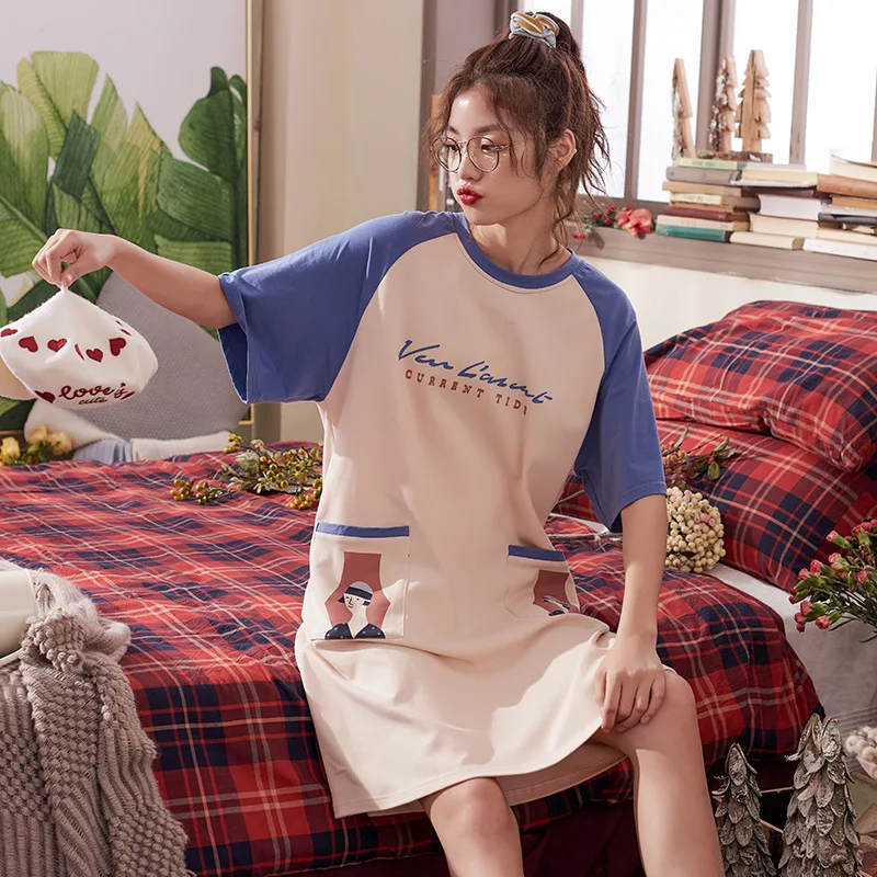 2019 Nightdress For Women Cotton Nightgown Sweet Girl Cartoon Print Cute Sleepwear Summer Casual Nightwear Female Sleepshirt 
2019 Nightdress For Women Cotton Nightgown Sweet Girl Cartoon Print Cute Sleepwear Summer Casual Nightwear Female Sleepshirt