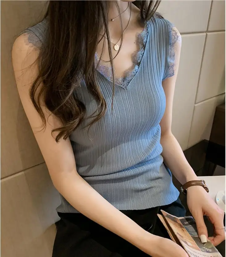 L- 4XL 2019 new summer casual loose sexy plus size solid lace Splicing sleeveless V-neck women Tanks Camis top YY7
L- 4XL 2019 new summer casual loose sexy plus size solid lace Splicing sleeveless V-neck women Tanks Camis top YY7