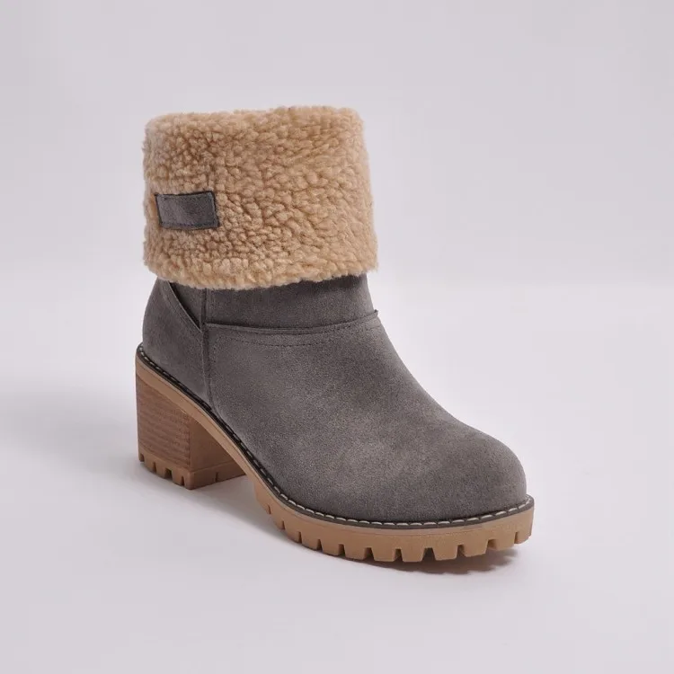 Women Suede Winter Snow Boots Warm Cotton Shoes Quilted Mid Heels Footwear Boots Plush Lady Big Size
Women Suede Winter Snow Boots Warm Cotton Shoes Quilted Mid Heels Footwear Boots Plush Lady Big Size