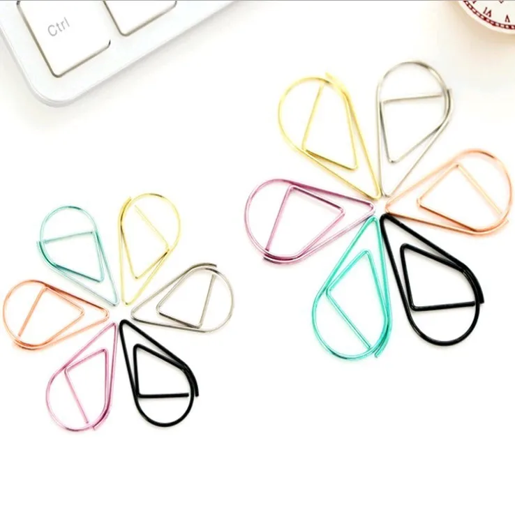 Fresh and concise drip-shaped paper clip creative bookmarks working in the office paper clip
Fresh and concise drip-shaped paper clip creative bookmarks working in the office paper clip