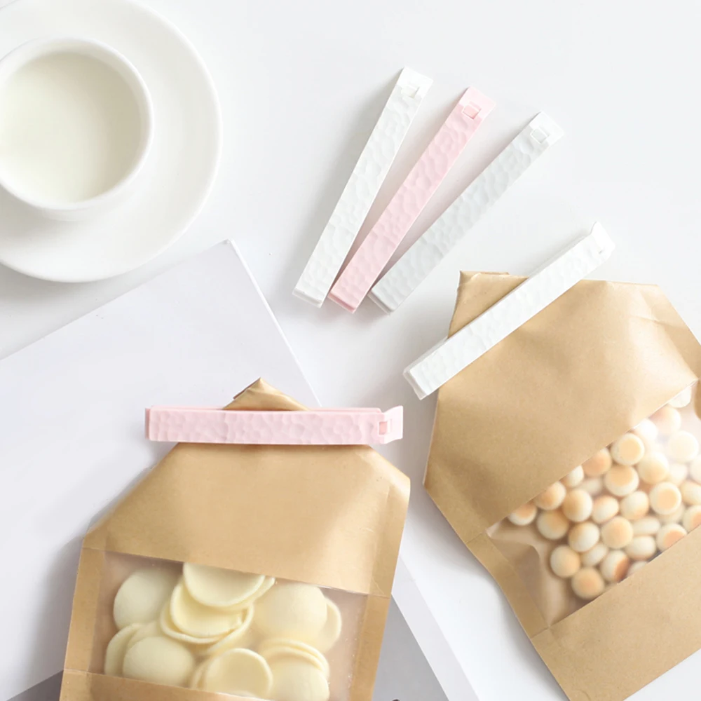 5Pcs/Set Storage Food Bag Clips Snack Sealing Bag Clips for Food Packages Clamp Plastic Kitchen Accessories
5Pcs/Set Storage Food Bag Clips Snack Sealing Bag Clips for Food Packages Clamp Plastic Kitchen Accessories