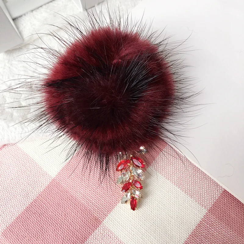 i-Remiel 2018 Fashion Simple Mink Hair Ball Crystal Tassel Brooch Lapel Pin Shirt Collar Brooches Hat Bag Clothing & Accessories
i-Remiel 2018 Fashion Simple Mink Hair Ball Crystal Tassel Brooch Lapel Pin Shirt Collar Brooches Hat Bag Clothing & Accessories