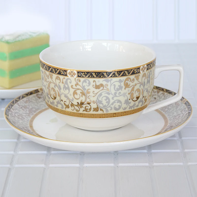 High quality bone china handmade Tea set Brown flower pattern A set of 12 pieces 220ml Birthday Holiday Gift
High quality bone china handmade Tea set Brown flower pattern A set of 12 pieces 220ml Birthday Holiday Gift