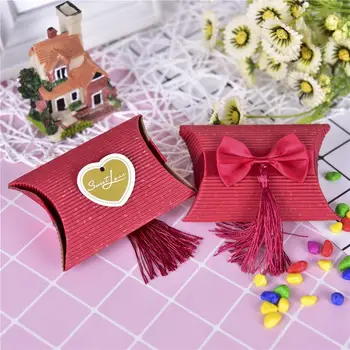 12pcs/lot Favor candy Box bag craft paper Pillow Shape Wedding Favor Gift Boxes pie Party Box bags eco friendly kraft promotion
12pcs/lot Favor candy Box bag craft paper Pillow Shape Wedding Favor Gift Boxes pie Party Box bags eco friendly kraft promotion