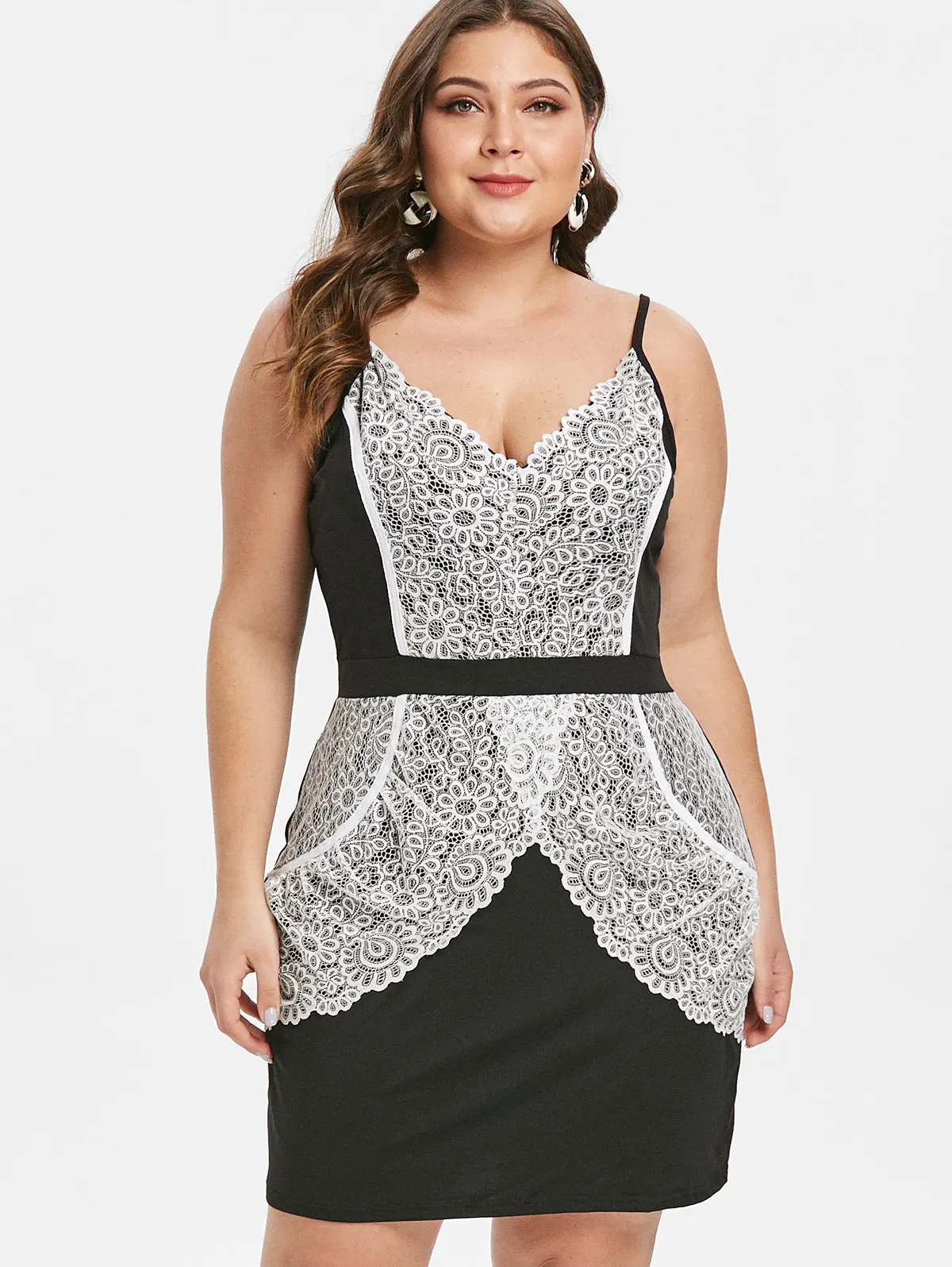 Wipalo Women Plus Size Lace Panel Bodycon Cami Dress Plunging Neck Spaghetti Strap Patchwork Sheath Party Dress Casual Vestidos
Wipalo Women Plus Size Lace Panel Bodycon Cami Dress Plunging Neck Spaghetti Strap Patchwork Sheath Party Dress Casual Vestidos
