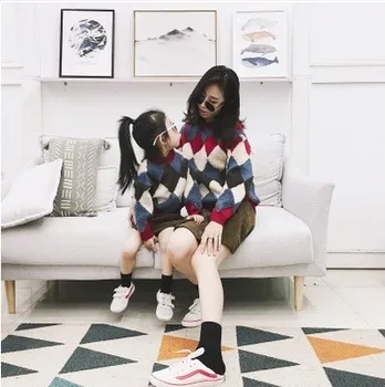 Mother Daughter Sweater Fashoin Rhombus Matching Family Outfits Autumn Winter 1-6 T Baby Girls Pullover Warm Toddler Sweaters
Mother Daughter Sweater Fashoin Rhombus Matching Family Outfits Autumn Winter 1-6 T Baby Girls Pullover Warm Toddler Sweaters