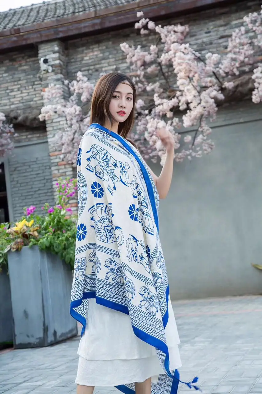 2019 spring, summer and autumn, new elephant scarf, national wind, mostly with shawl beach sunscreen
2019 spring, summer and autumn, new elephant scarf, national wind, mostly with shawl beach sunscreen
