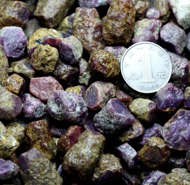 100g Top Quality Natural Deep Red purple Corundum Rough Gemstone Rock Specimens Wholesale
100g Top Quality Natural Deep Red purple Corundum Rough Gemstone Rock Specimens Wholesale