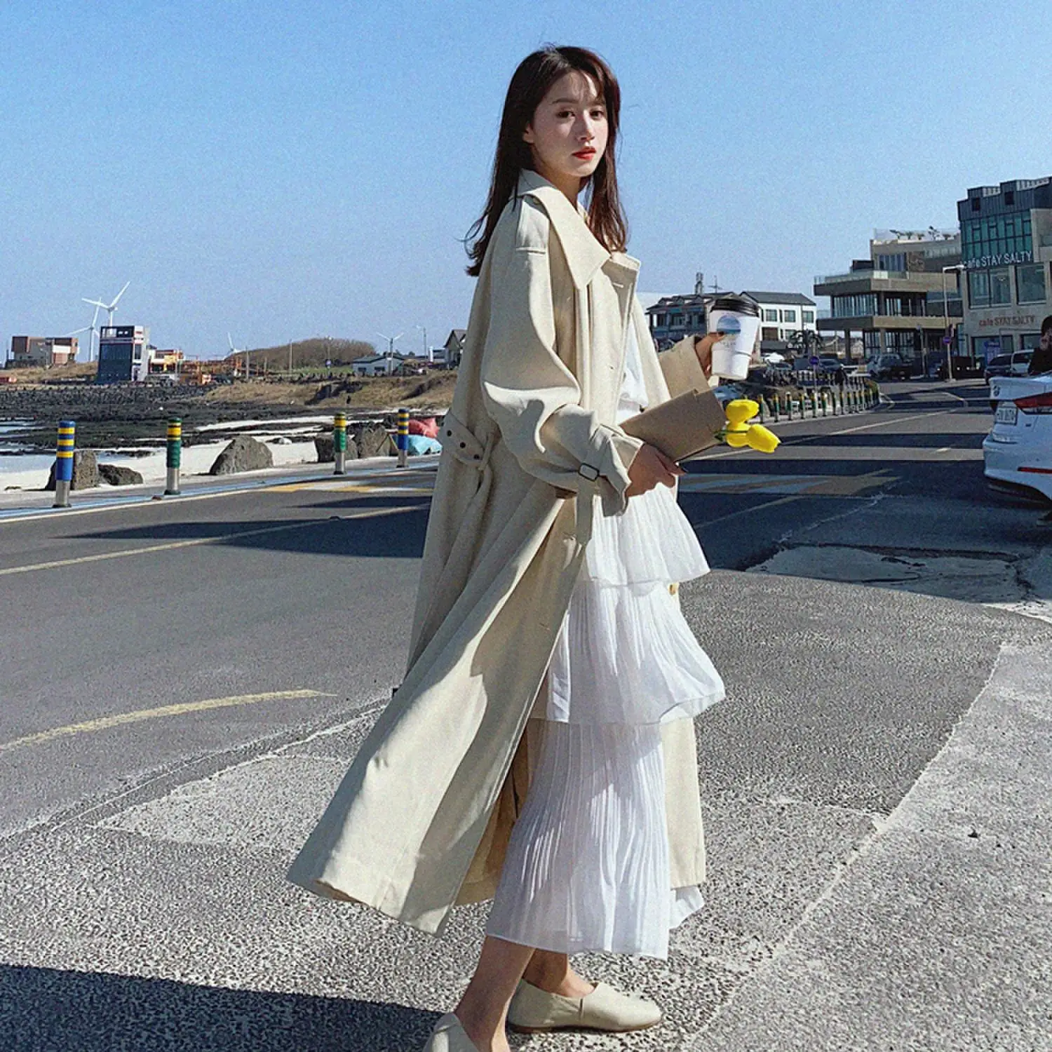 Wind-breaker in the spring of the new trench coat elegant temperament intellectual cultivate one's morality show thin
Wind-breaker in the spring of the new trench coat elegant temperament intellectual cultivate one's morality show thin