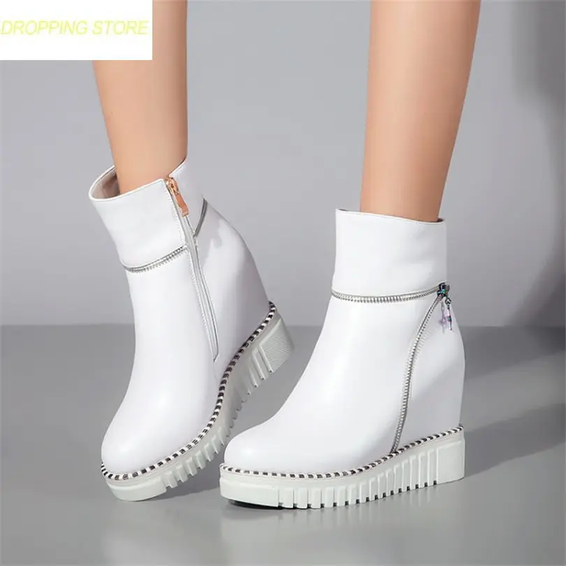 Women Genuine Leather High Heel Ankle Boots Round Toe Hi-Top Wedges Pumps Casual Shoes Winter Warm Punk Sneakers
Women Genuine Leather High Heel Ankle Boots Round Toe Hi-Top Wedges Pumps Casual Shoes Winter Warm Punk Sneakers