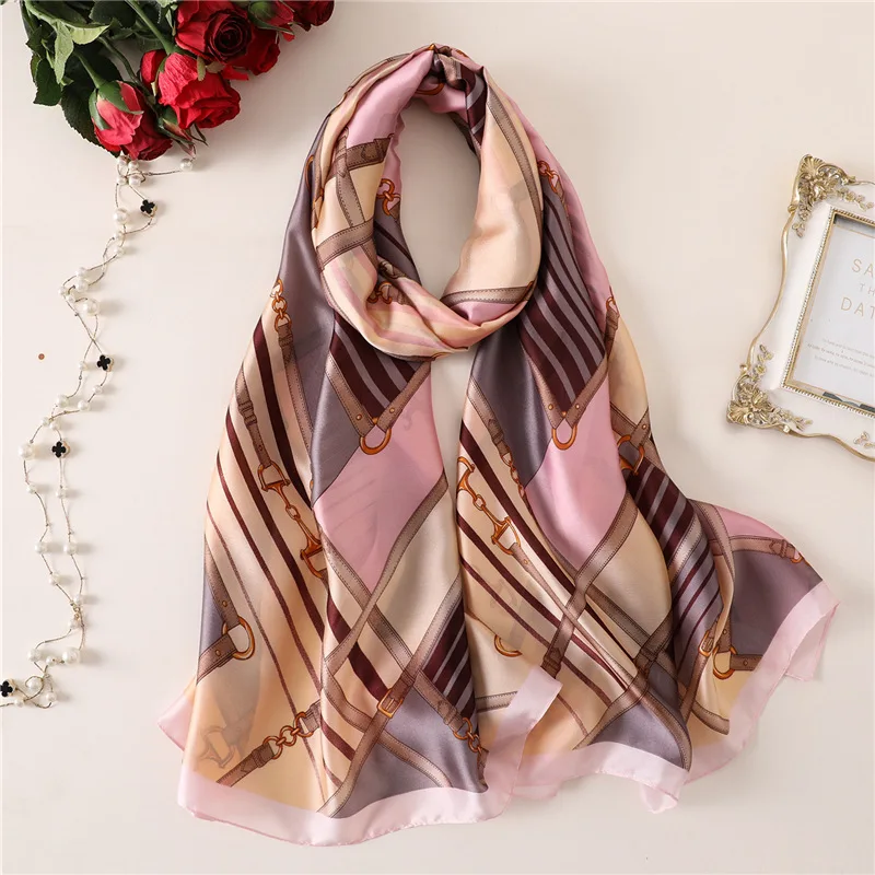 New scarf female fashion geometric color matching travel shawl sunscreen beach towel scarves
New scarf female fashion geometric color matching travel shawl sunscreen beach towel scarves