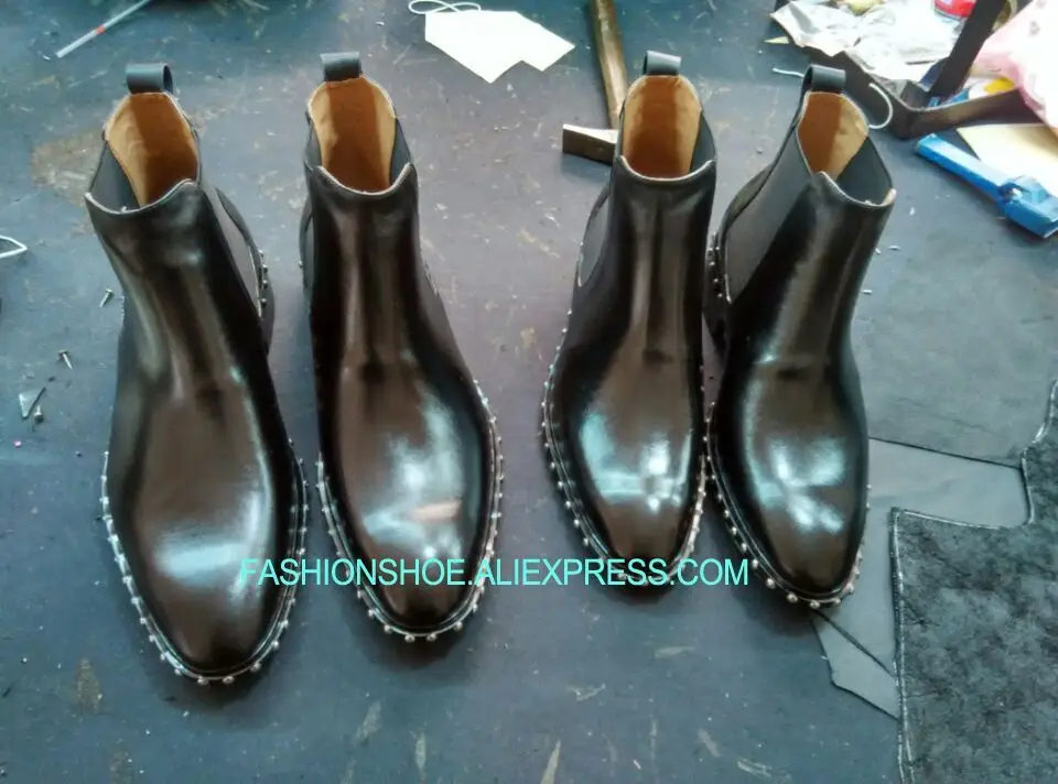 Black Chains Martin Boots Slip on Single Mens Western Patent leather Boots for men Big Size euro 46
Black Chains Martin Boots Slip on Single Mens Western Patent leather Boots for men Big Size euro 46