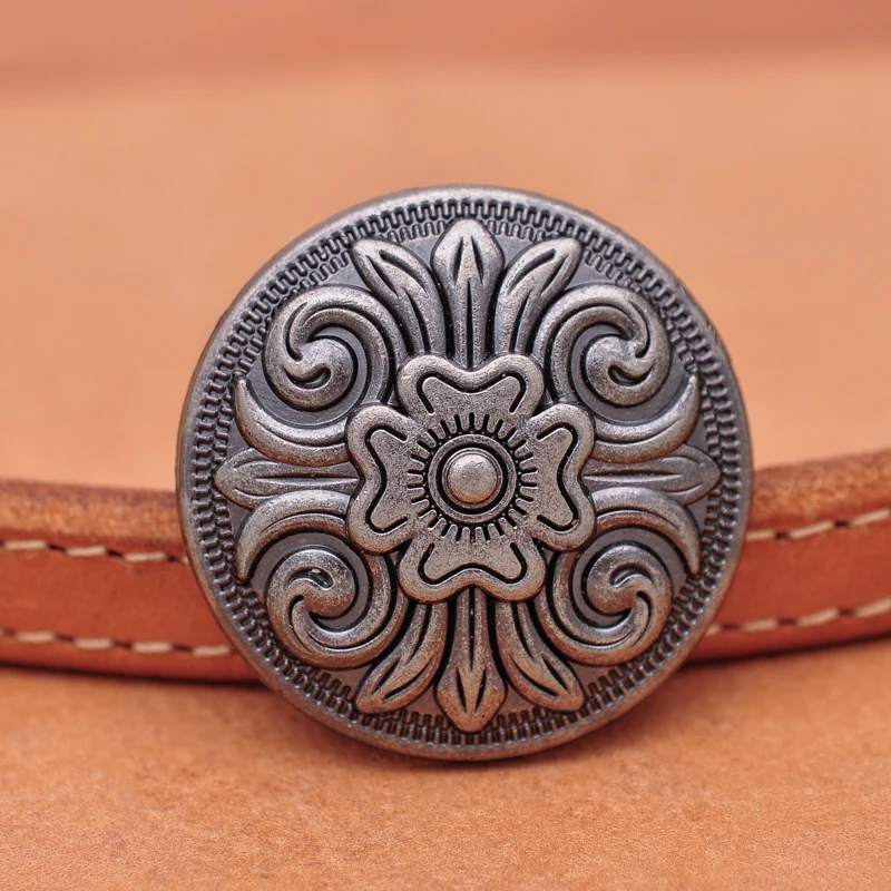 10PC 1-1/4" Antique Silver Western Decor Celtic Flower Leathercraft Saddle Hatband Boots Belt Concho Set
10PC 1-1/4" Antique Silver Western Decor Celtic Flower Leathercraft Saddle Hatband Boots Belt Concho Set