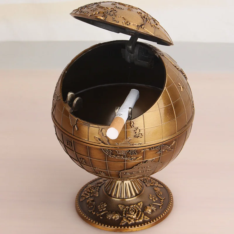 

Retro House Ashtray Creative Personality Trend Spherical Metal Lid Multi-functional Office Ashtray Smoking Accessories