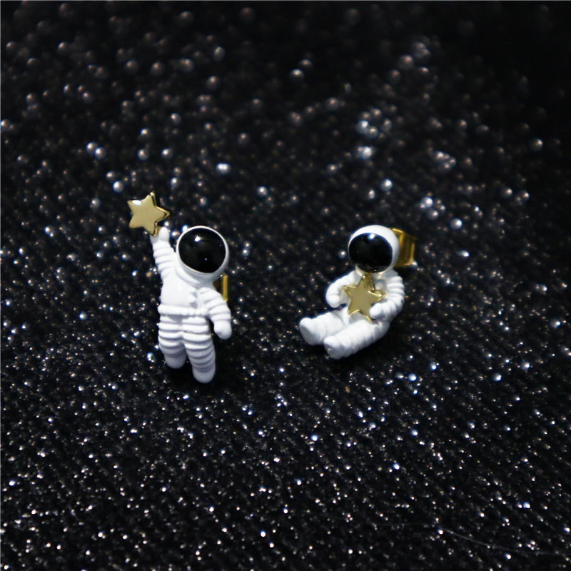 New Japanese Space Pentagon Simple Cute Asymmetric Astronaut Earpin Lady Earrings
New Japanese Space Pentagon Simple Cute Asymmetric Astronaut Earpin Lady Earrings