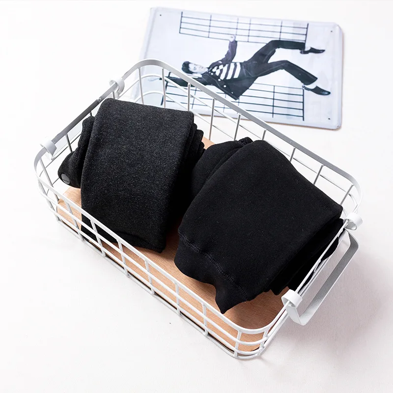 Jinjin.QC 2019 Fashion Men Winter Warm Leggings Winter Pants Men Solid Color High Pressure Fleece Elastic Waist Drop Shipping
Jinjin.QC 2019 Fashion Men Winter Warm Leggings Winter Pants Men Solid Color High Pressure Fleece Elastic Waist Drop Shipping