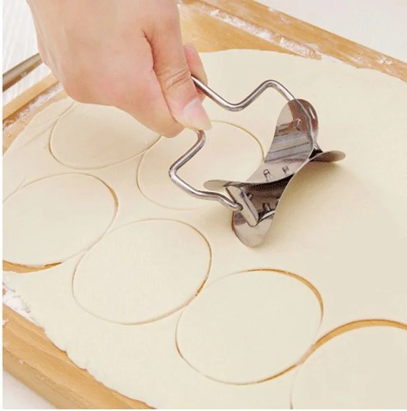 Dough Press Dumpling Maker Mould Pie Ravioli Cooking Pastry Tools Circle DIY Dumpling Mould Round Shape Cutter HY1
Dough Press Dumpling Maker Mould Pie Ravioli Cooking Pastry Tools Circle DIY Dumpling Mould Round Shape Cutter HY1