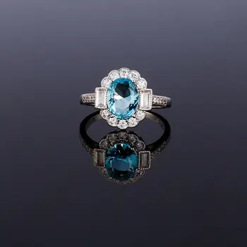 2019 Silver Jewelry Rings For Women Hot Sale Oval Sapphire Ring With Clear Zircon Stones 4.5g Daily life Decoration Accessories
2019 Silver Jewelry Rings For Women Hot Sale Oval Sapphire Ring With Clear Zircon Stones 4.5g Daily life Decoration Accessories