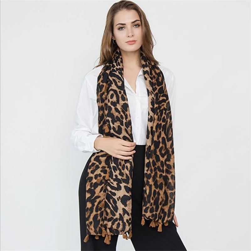 IANLAN Autumn Winter Womens Leopard Wrap Scarf Ladies Fashion All-match Jacquard Scarf Shawl with Tassels IL00301
IANLAN Autumn Winter Womens Leopard Wrap Scarf Ladies Fashion All-match Jacquard Scarf Shawl with Tassels IL00301