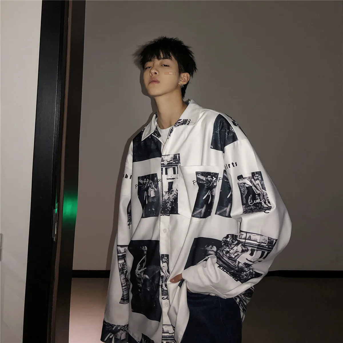 2019 Spring Streetwear Hawaiian Chiffon Pattern Print Long Sleeve Men Shirt Fashion Turn Down Collar Cotton Loose Slim Clothes
2019 Spring Streetwear Hawaiian Chiffon Pattern Print Long Sleeve Men Shirt Fashion Turn Down Collar Cotton Loose Slim Clothes