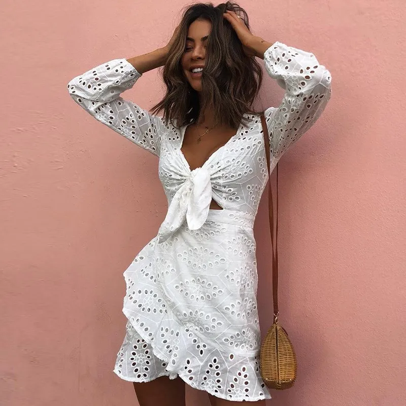2019 New Casual Holiday Elegant Embroidery Lace Dress Hollow Out Ruffled White Summer Dress Vestidos
2019 New Casual Holiday Elegant Embroidery Lace Dress Hollow Out Ruffled White Summer Dress Vestidos