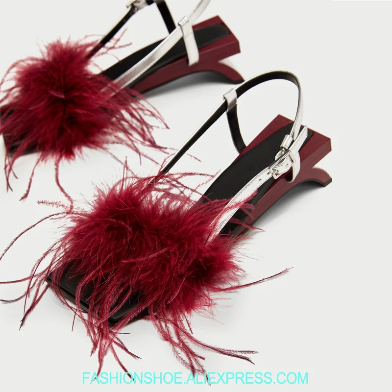 Fashion Catwalk Luxury Fur Sandals Strange Heel Summer Shoes Woman Squared Toe Mules Eye Catching Special Sandalias Mujer 2019
Fashion Catwalk Luxury Fur Sandals Strange Heel Summer Shoes Woman Squared Toe Mules Eye Catching Special Sandalias Mujer 2019