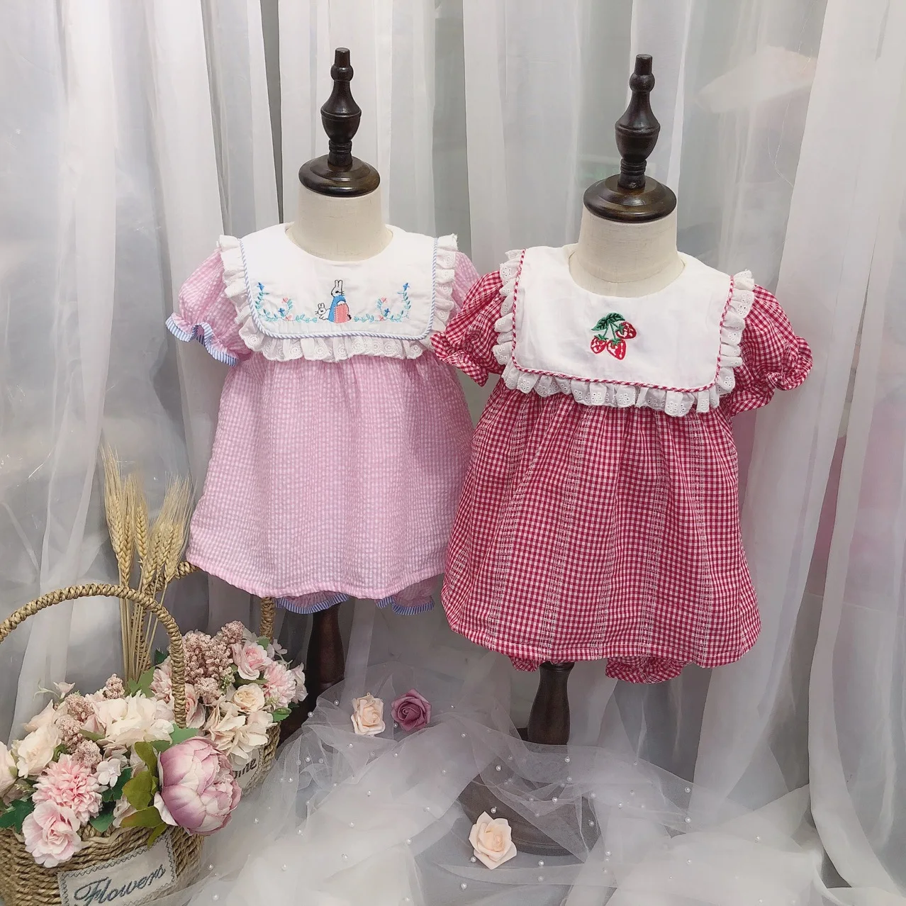2019 New Baby Dress Girl Plaid Dresses Cherry Floral Embroidery Cotton Clothes Set Infant Bapteme Pageant Outfit Costume
2019 New Baby Dress Girl Plaid Dresses Cherry Floral Embroidery Cotton Clothes Set Infant Bapteme Pageant Outfit Costume